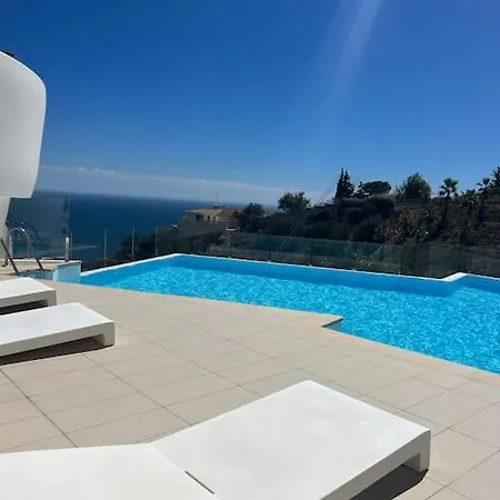 Stor Eksklusiv Bolig I Stupa Hills Benalmadena
